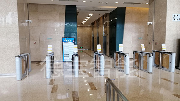 速通門知名品牌是哪個(gè)閘機(jī)廠家？